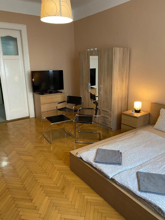 Pala Gardem Appartement Boedapest Buitenkant foto