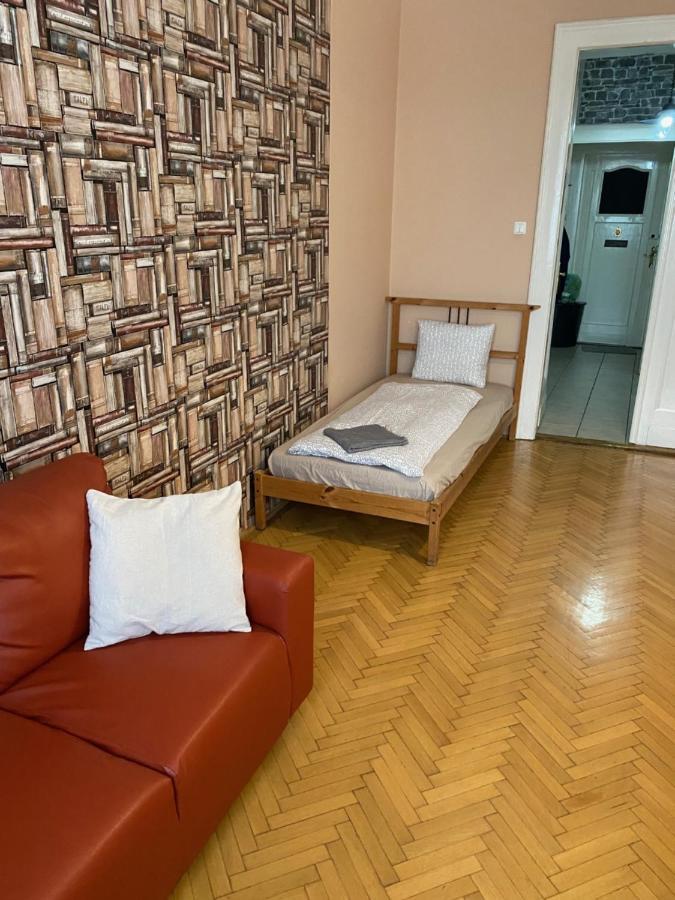 Pala Gardem Appartement Boedapest Buitenkant foto